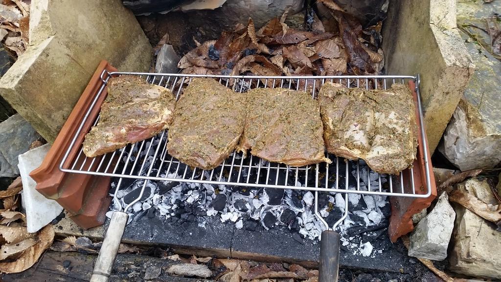 Azienda Agrituristica Risveglio Naturale ヴァレーゼ・リーグレ エクステリア 写真