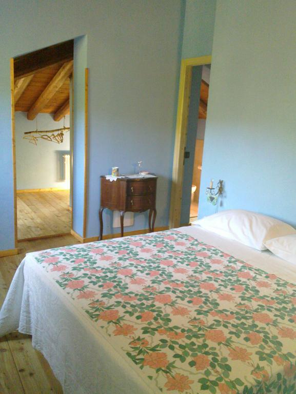 Azienda Agrituristica Risveglio Naturale ヴァレーゼ・リーグレ 部屋 写真