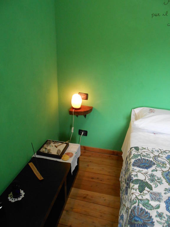 Azienda Agrituristica Risveglio Naturale ヴァレーゼ・リーグレ 部屋 写真