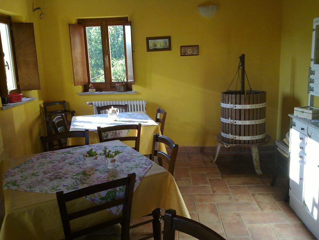 Azienda Agrituristica Risveglio Naturale ヴァレーゼ・リーグレ エクステリア 写真