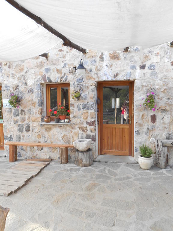 Azienda Agrituristica Risveglio Naturale ヴァレーゼ・リーグレ エクステリア 写真