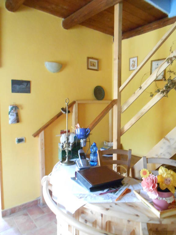Azienda Agrituristica Risveglio Naturale ヴァレーゼ・リーグレ エクステリア 写真