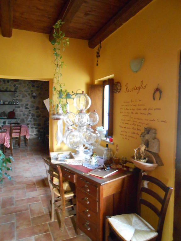 Azienda Agrituristica Risveglio Naturale ヴァレーゼ・リーグレ エクステリア 写真