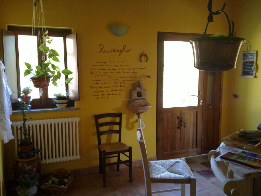 Azienda Agrituristica Risveglio Naturale ヴァレーゼ・リーグレ エクステリア 写真