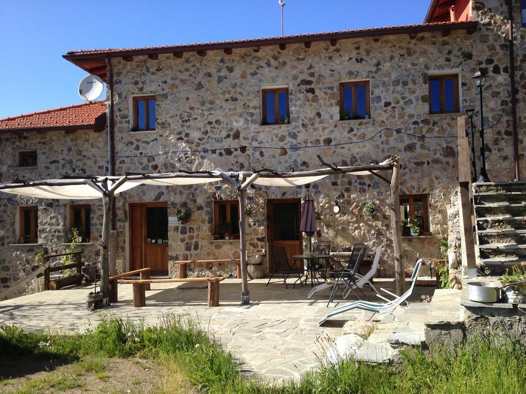 Azienda Agrituristica Risveglio Naturale ヴァレーゼ・リーグレ エクステリア 写真